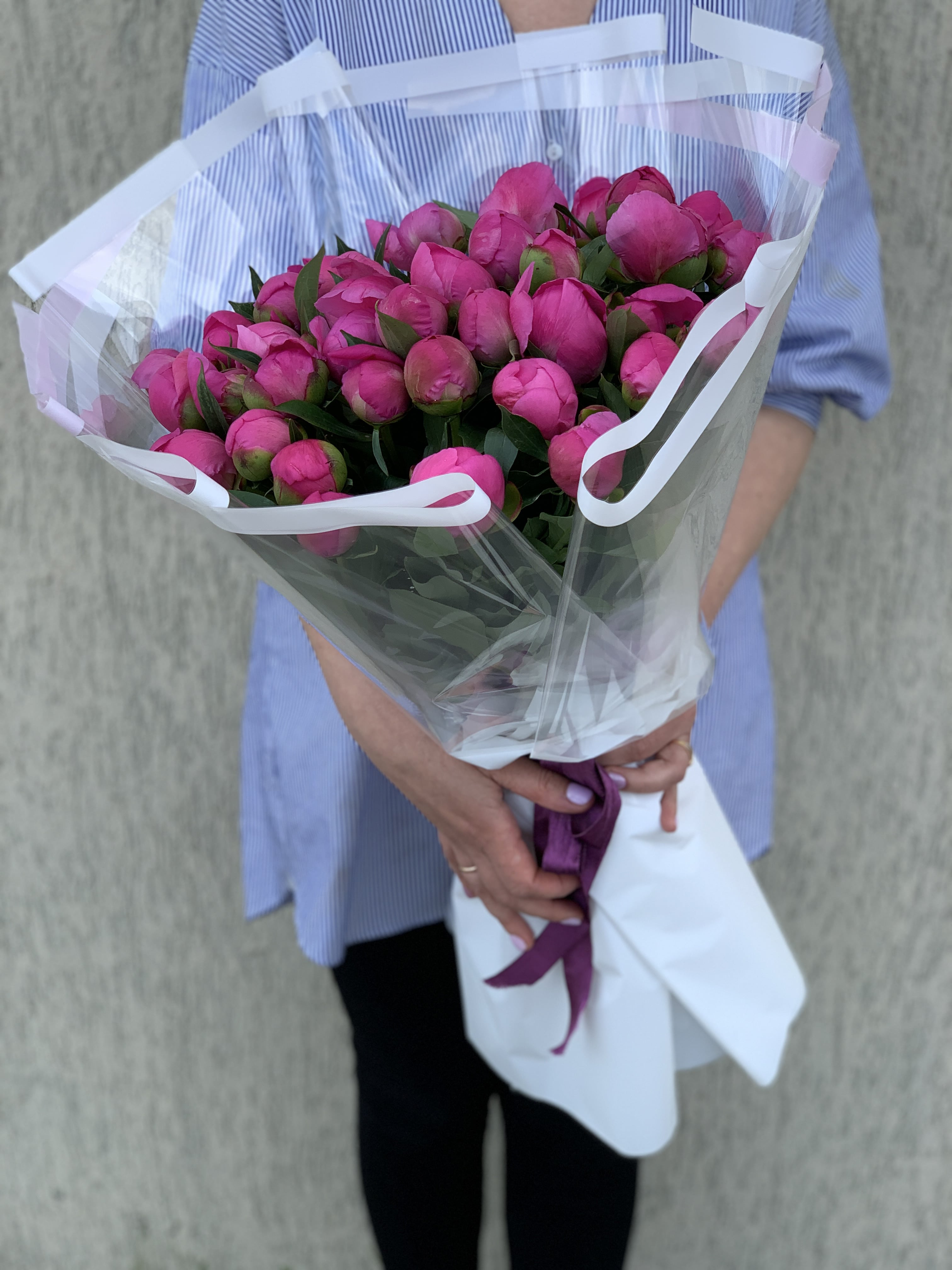 Букет із рожевих півоній ( 35 штук )